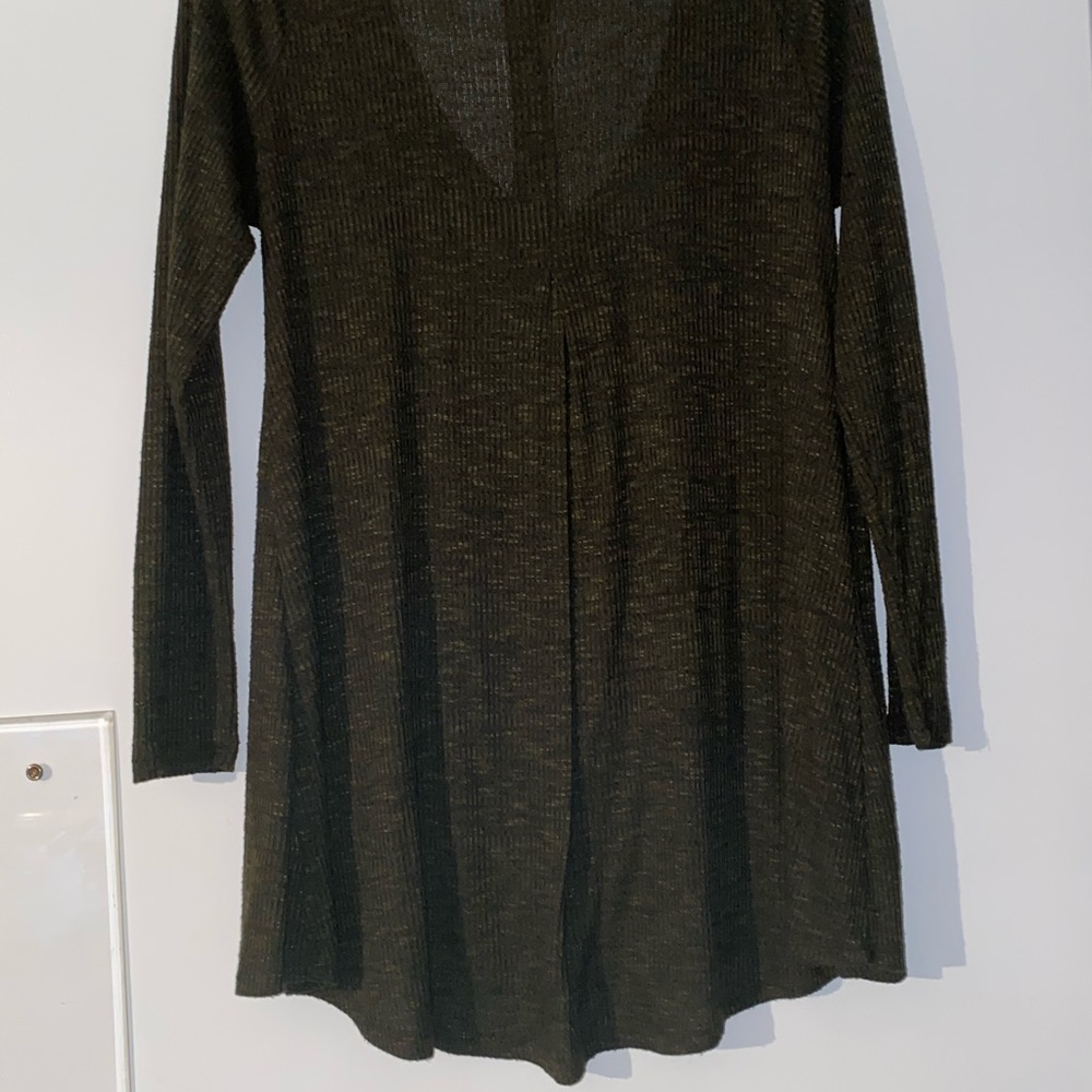 A.N.A Olive Green Top - Picture 2 of 3